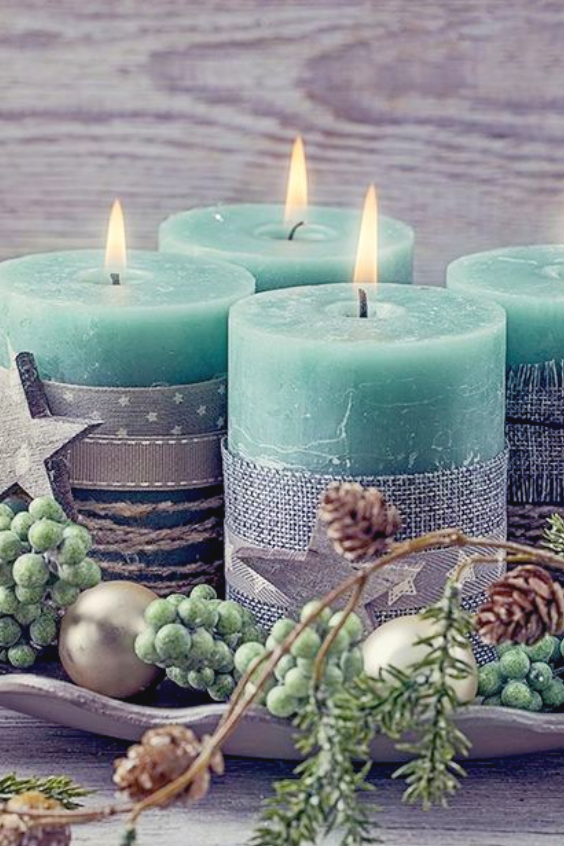 blue-winter-candle-arrangement