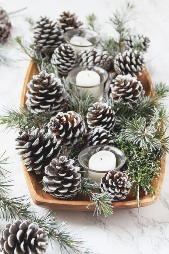 pine-candle-pinecone-arrangement